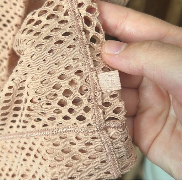 LULULEMON Sweat Your Heart Out Crochet Perforated Muscle Tank Top. 10 - Picture 2 of 3